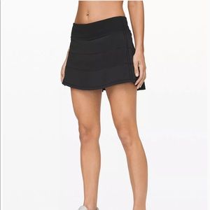 BLACK SIZE 4 TALL LULULEMON ATHLETICA PACE RIVAL MID-RISE SKIRT GREAT CONDITION